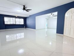 Blk 542 Serangoon North Avenue 4 (Serangoon), HDB Executive #529560331